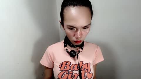 Snapshot of naughtypetiteangel chatting on November 8, 2025, 1:28 am naughtypetiteangel online show from November 8, 2025, 1:28 am