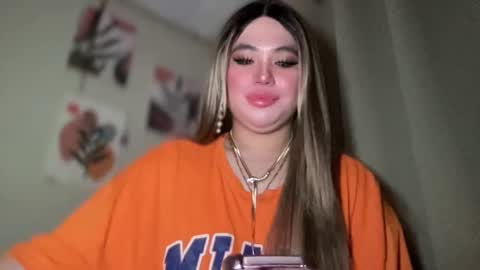 Rose Wilson online show from March 4, 2025, 10:02 am