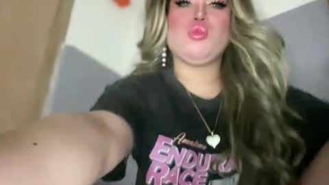 Rose Wilson online show from October 16, 2025, 2:51 pm