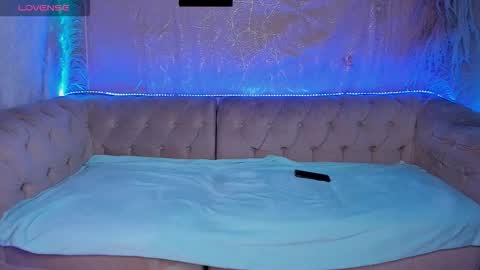 Snapshot of naughtyrouse chatting on October 29, 2025, 5:31 am ambar jhonf and matt online show from October 29, 2025, 5:31 am