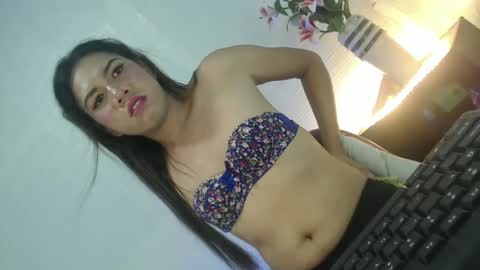 Snapshot of naughtywildvenice chatting on February 12, 2025, 1:37 pm naughtywildvenice online show from February 12, 2025, 1:37 pm