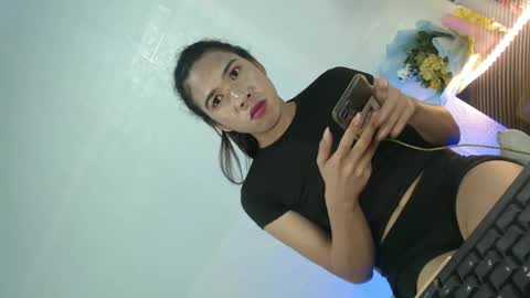 Snapshot of naughtywildvenice chatting on February 16, 2025, 8:55 pm naughtywildvenice online show from February 16, 2025, 8:55 pm