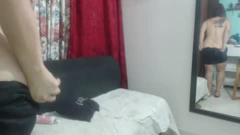 Snapshot of naugthymilf23 chatting on February 10, 2025, 1:24 am keyra online show from February 10, 2025, 1:24 am