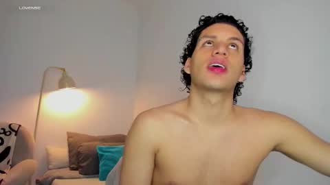 Snapshot of naxttan chatting on October 27, 2025, 8:07 am Natan online show from October 27, 2025, 8:07 am