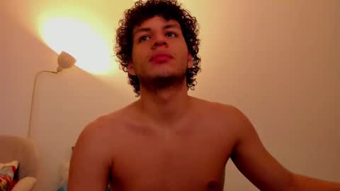 Snapshot of naxttan chatting on November 16, 2025, 5:02 am Natan online show from November 16, 2025, 5:02 am