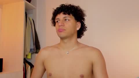 Snapshot of naxttan chatting on November 20, 2025, 2:01 am Natan online show from November 20, 2025, 2:01 am