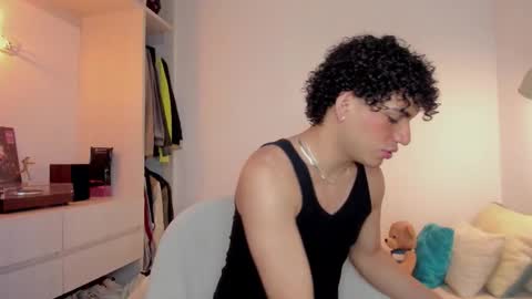 Snapshot of naxttan chatting on November 27, 2025, 5:04 pm Natan online show from November 27, 2025, 5:04 pm