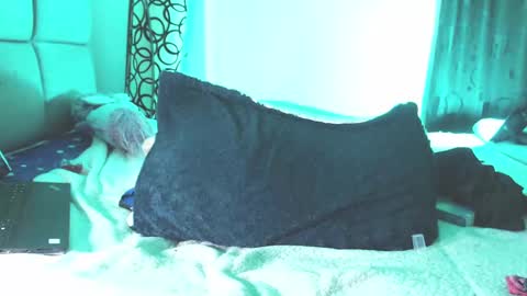 Snapshot of naytonfreeman chatting on October 23, 2025, 1:05 am Im Nayton online show from October 23, 2025, 1:05 am