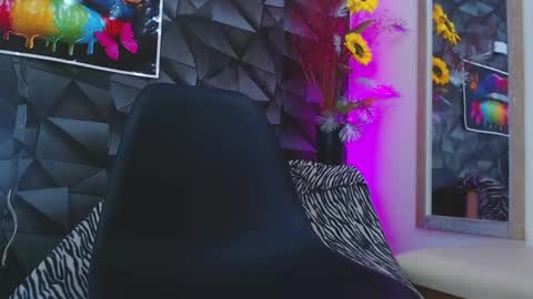 Nazper online show from February 12, 2025, 5:26 pm