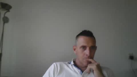 nederland77 online show from December 15, 2024, 2:37 pm