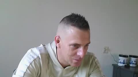 nederland77 online show from December 23, 2024, 3:01 pm