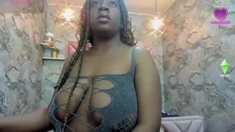 Snapshot of neffertiry_ebonny chatting on September 10, 2025, 5:24 pm Nefer online show from September 10, 2025, 5:24 pm