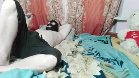 neffertitifaraon online show from November 14, 2025, 8:40 pm