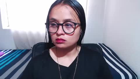 Zoe online show from September 25, 2025, 4:00 pm