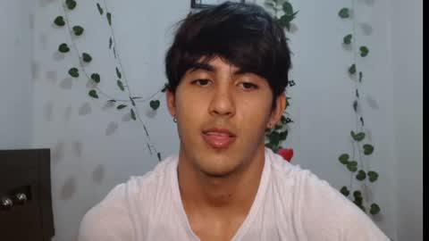 Snapshot of neithanzyn chatting on February 19, 2025, 7:59 pm Neithanzyn online show from February 19, 2025, 7:59 pm