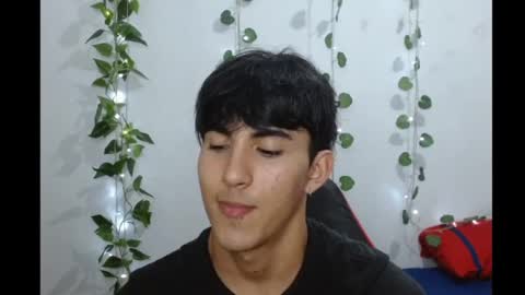 Snapshot of neithanzyn chatting on March 11, 2025, 7:36 pm Neithanzyn online show from March 11, 2025, 7:36 pm