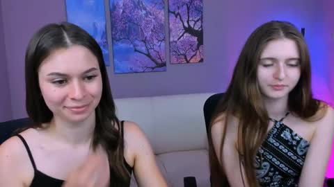 Snapshot of nekky_mouse chatting on October 18, 2025, 1:52 am Meow online show from October 18, 2025, 1:52 am