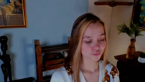 Snapshot of neldaaskins chatting on February 17, 2025, 4:09 am Lana online show from February 17, 2025, 4:09 am