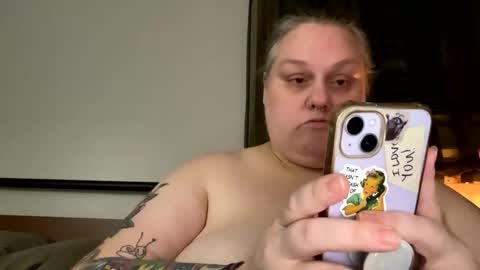 Snapshot of nellatlas chatting on November 29, 2025, 2:25 am Nellie Atlas online show from November 29, 2025, 2:25 am