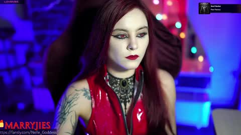 Snapshot of nelle_ chatting on February 3, 2025, 12:47 pm    online show from February 3, 2025, 12:47 pm