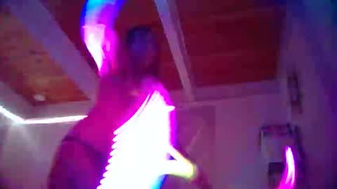 Snapshot of neonbaby11 chatting on December 20, 2025, 9:05 am neonbaby11 online show from December 20, 2025, 9:05 am