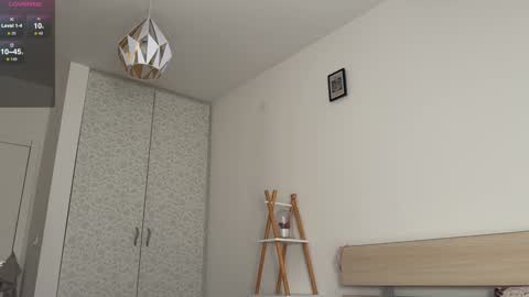 Snapshot of neondemon_ chatting on December 4, 2024, 9:13 pm maeve online show from December 4, 2024, 9:13 pm