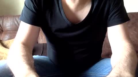 Neu242Gierig online show from January 17, 2025, 11:49 am