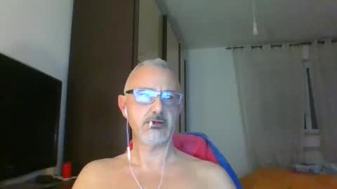 Snapshot of nevenerabis chatting on December 22, 2024, 6:26 pm nevenerabis online show from December 22, 2024, 6:26 pm