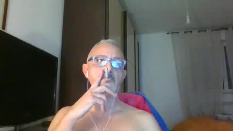 Snapshot of nevenerabis chatting on December 22, 2024, 9:31 pm nevenerabis online show from December 22, 2024, 9:31 pm