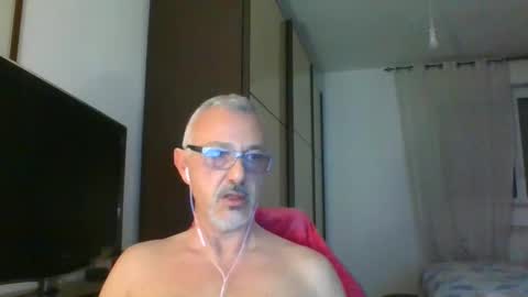 Snapshot of nevenerabis chatting on January 8, 2025, 1:21 am nevenerabis online show from January 8, 2025, 1:21 am