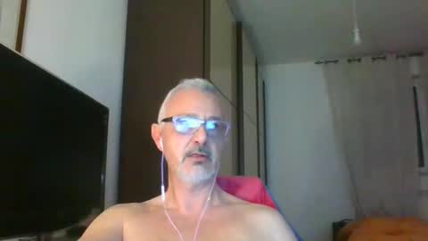 Snapshot of nevenerabis chatting on March 6, 2025, 10:47 pm nevenerabis online show from March 6, 2025, 10:47 pm