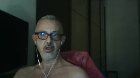 Snapshot of nevenerabis chatting on October 10, 2025, 5:56 pm nevenerabis online show from October 10, 2025, 5:56 pm