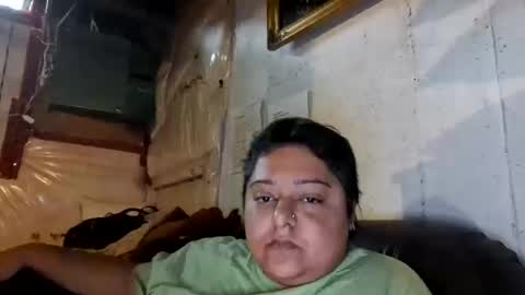 Snapshot of neverwiser chatting on October 19, 2025, 1:34 pm neverwiser online show from October 19, 2025, 1:34 pm