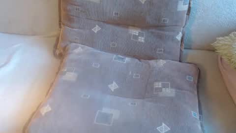 Snapshot of new_milf chatting on January 19, 2025, 11:45 am Lilly online show from January 19, 2025, 11:45 am