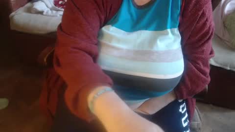 Snapshot of new_milf chatting on January 21, 2025, 12:29 pm Lilly online show from January 21, 2025, 12:29 pm