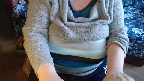 Snapshot of new_milf chatting on February 14, 2025, 9:45 am Lilly online show from February 14, 2025, 9:45 am