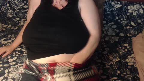 Snapshot of new_milf chatting on March 1, 2025, 8:53 pm Lilly online show from March 1, 2025, 8:53 pm