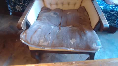 Snapshot of new_milf chatting on March 5, 2025, 1:17 pm Lilly online show from March 5, 2025, 1:17 pm