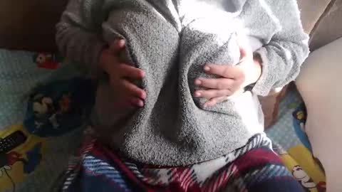 Snapshot of new_milf chatting on October 5, 2025, 7:17 am Lilly online show from October 5, 2025, 7:17 am