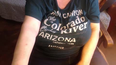 Snapshot of new_milf chatting on October 11, 2025, 3:10 pm Lilly online show from October 11, 2025, 3:10 pm