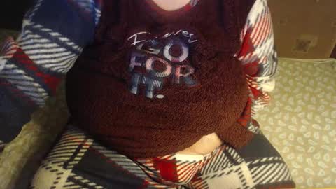 Snapshot of new_milf chatting on October 18, 2025, 2:58 am Lilly online show from October 18, 2025, 2:58 am