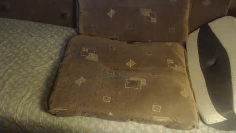 Snapshot of new_milf chatting on October 23, 2025, 2:33 am Lilly online show from October 23, 2025, 2:33 am