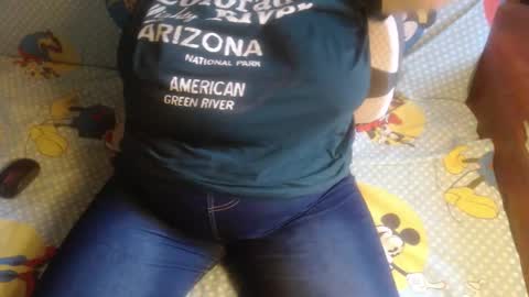 Snapshot of new_milf chatting on October 26, 2025, 5:57 am Lilly online show from October 26, 2025, 5:57 am