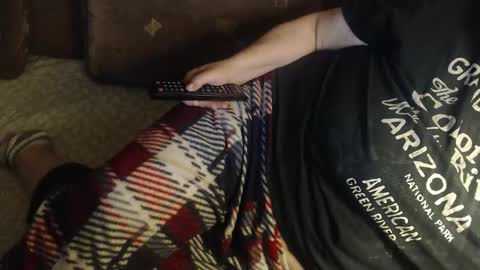 Snapshot of new_milf chatting on October 28, 2025, 3:43 am Lilly online show from October 28, 2025, 3:43 am