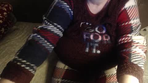 Snapshot of new_milf chatting on November 2, 2025, 3:42 am Lilly online show from November 2, 2025, 3:42 am