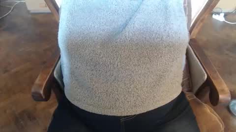 Snapshot of new_milf chatting on November 17, 2025, 8:20 am Lilly online show from November 17, 2025, 8:20 am