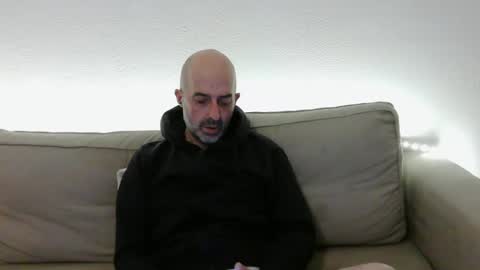 Snapshot of new_simi_74 chatting on February 16, 2025, 5:04 am simi online show from February 16, 2025, 5:04 am