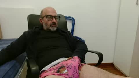 Snapshot of new_simi_74 chatting on October 31, 2025, 7:26 pm simi online show from October 31, 2025, 7:26 pm