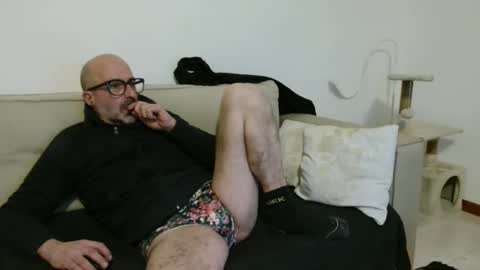 Snapshot of new_simi_74 chatting on November 26, 2025, 7:37 pm simi online show from November 26, 2025, 7:37 pm