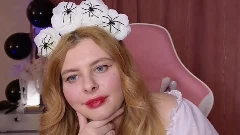 Snapshot of newdayo chatting on October 17, 2025, 12:52 pm newdayo online show from October 17, 2025, 12:52 pm